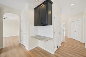 Hickory View St-S3001-038.jpg