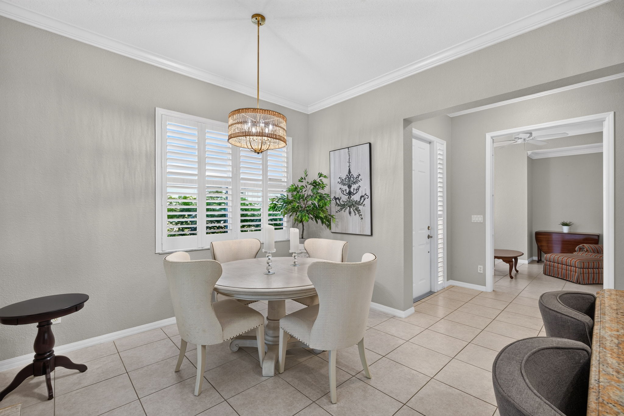 Dining Room 2 of 2