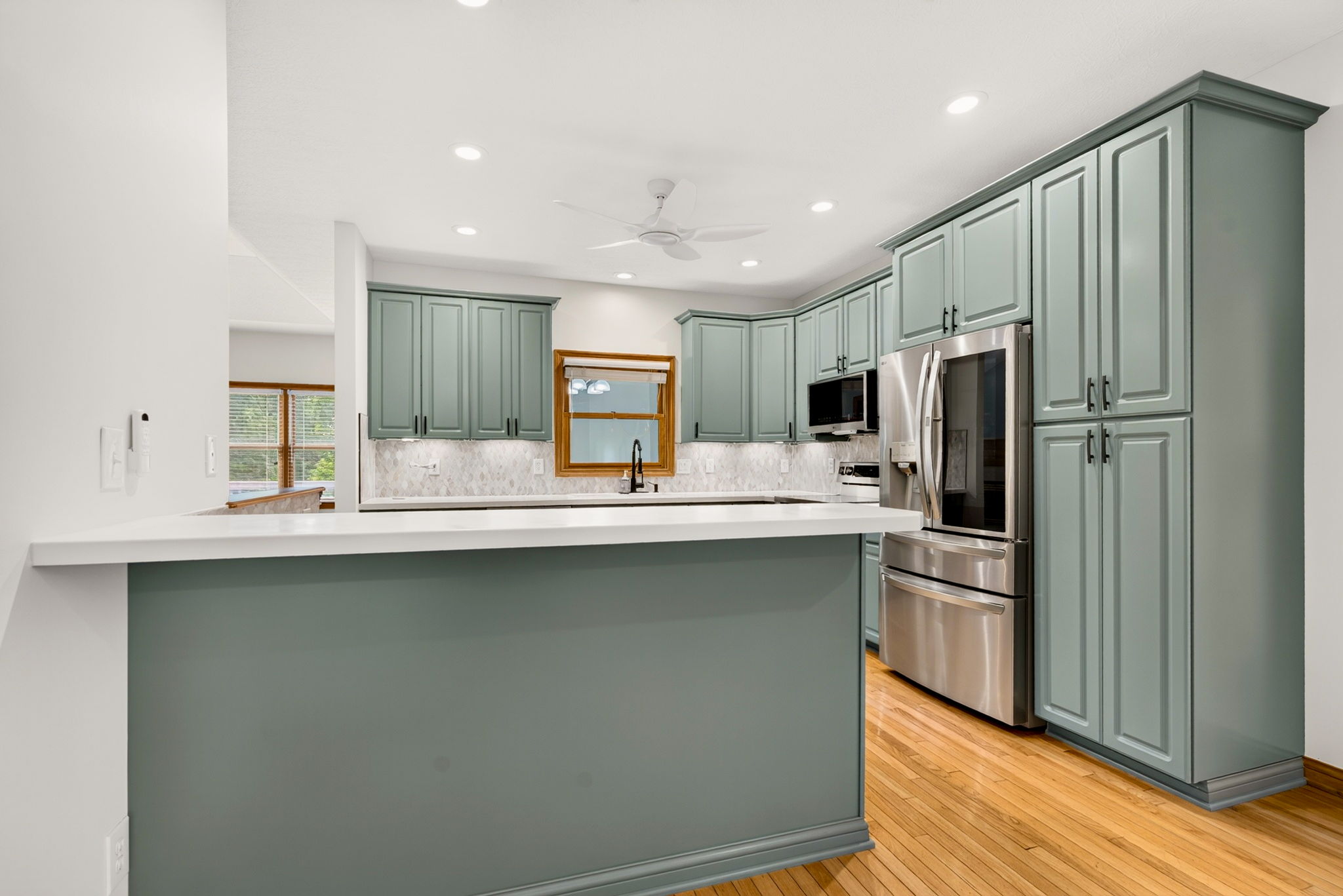 895 Linworth Village Dr 12