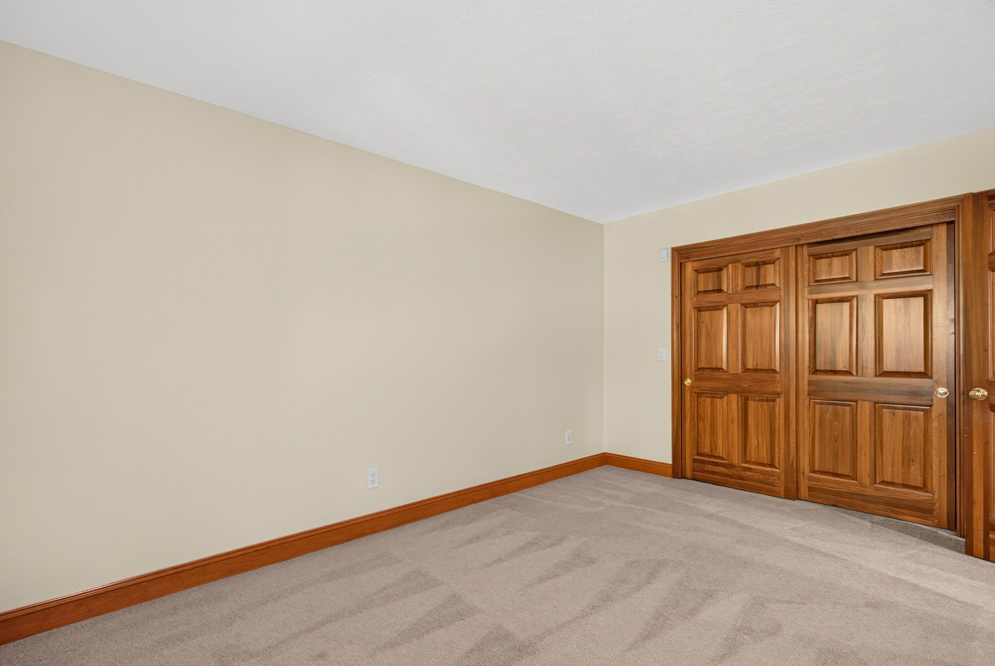 895 Linworth Village Dr 38