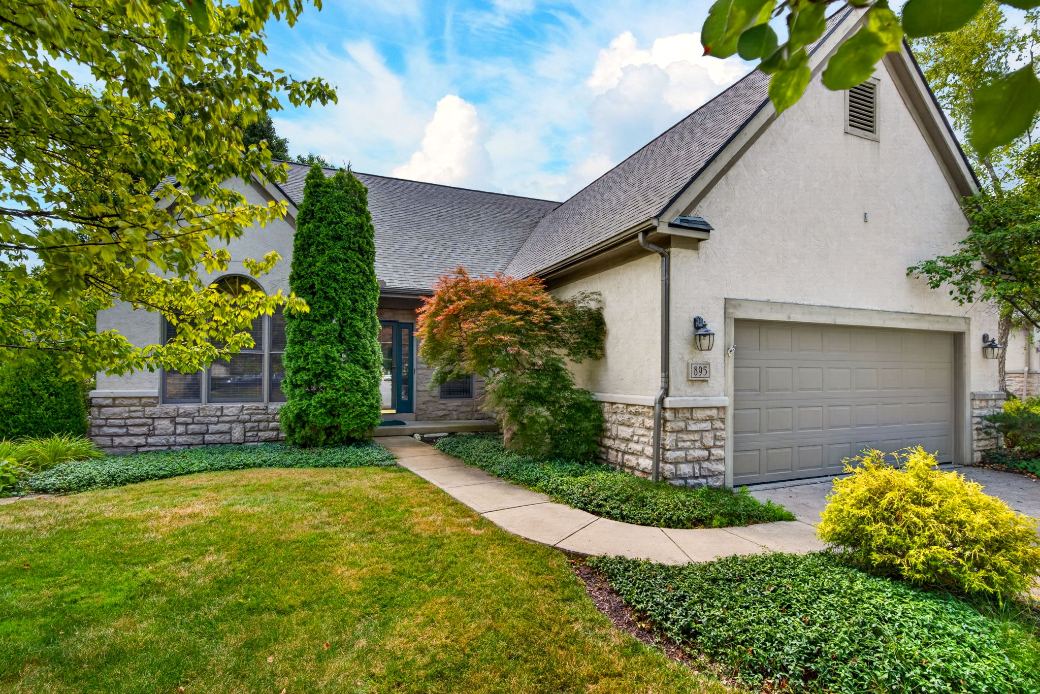 895 Linworth Village Dr 50