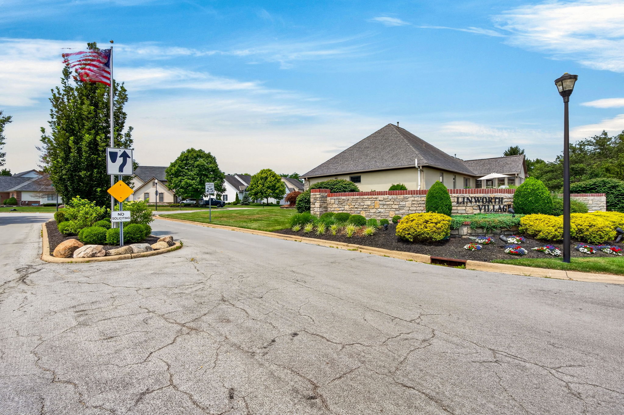 895 Linworth Village Dr 62