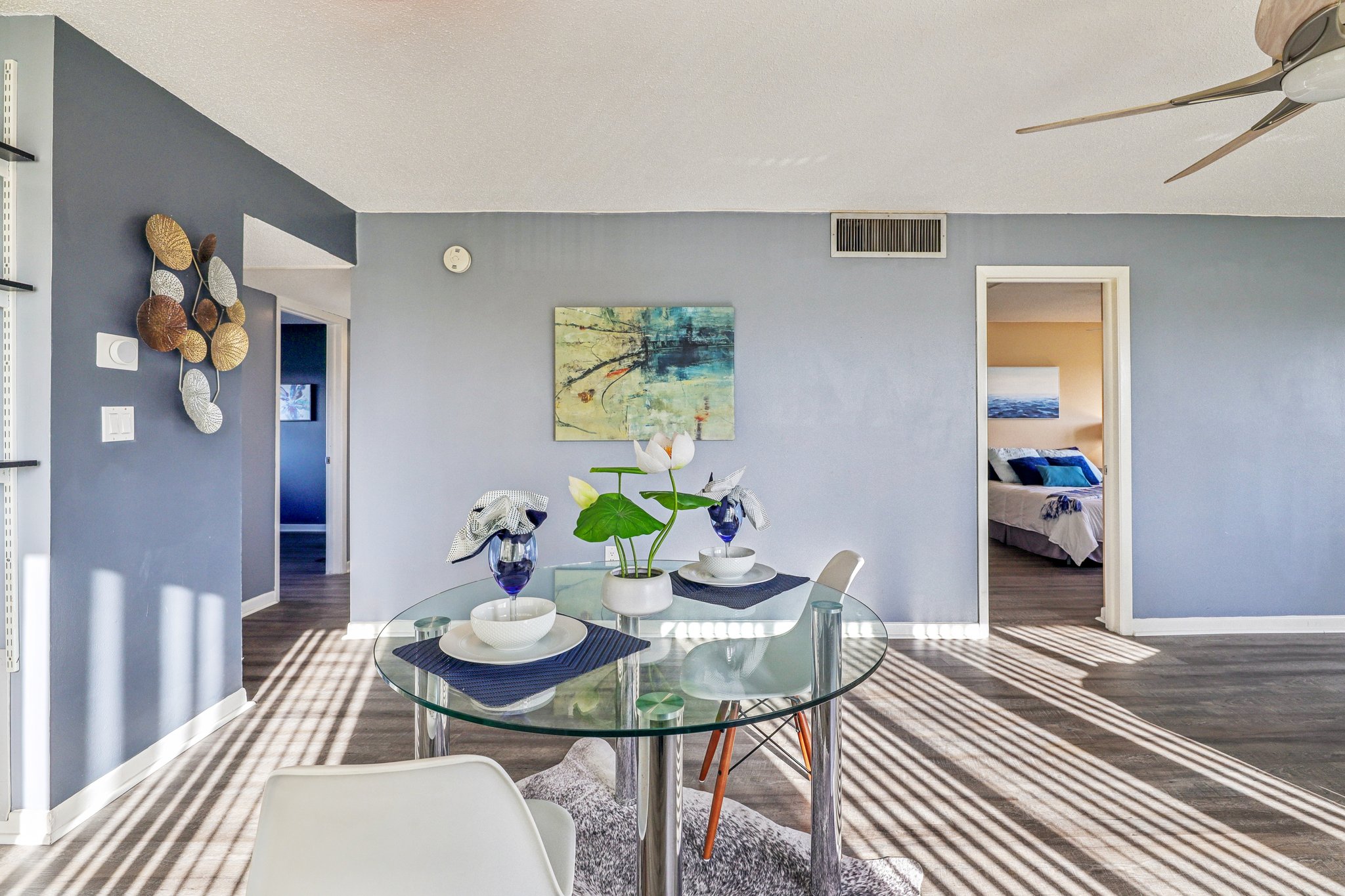 Park Blvd 405-S0807-017.jpg