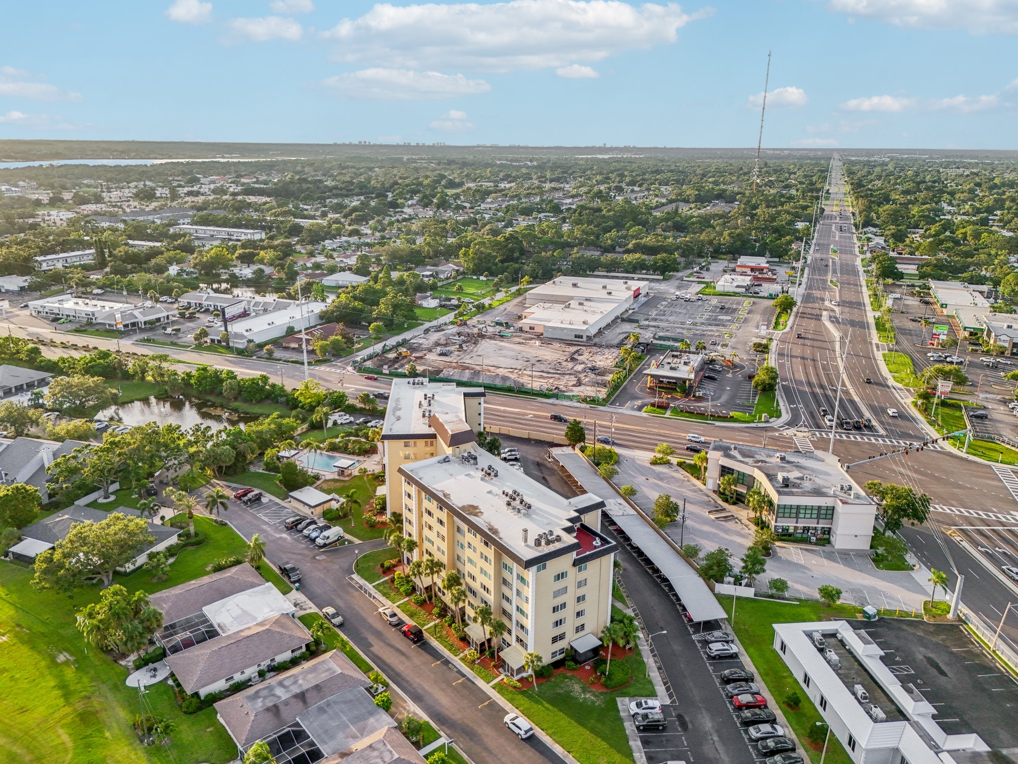 Park Blvd 405-S0807-050.jpg