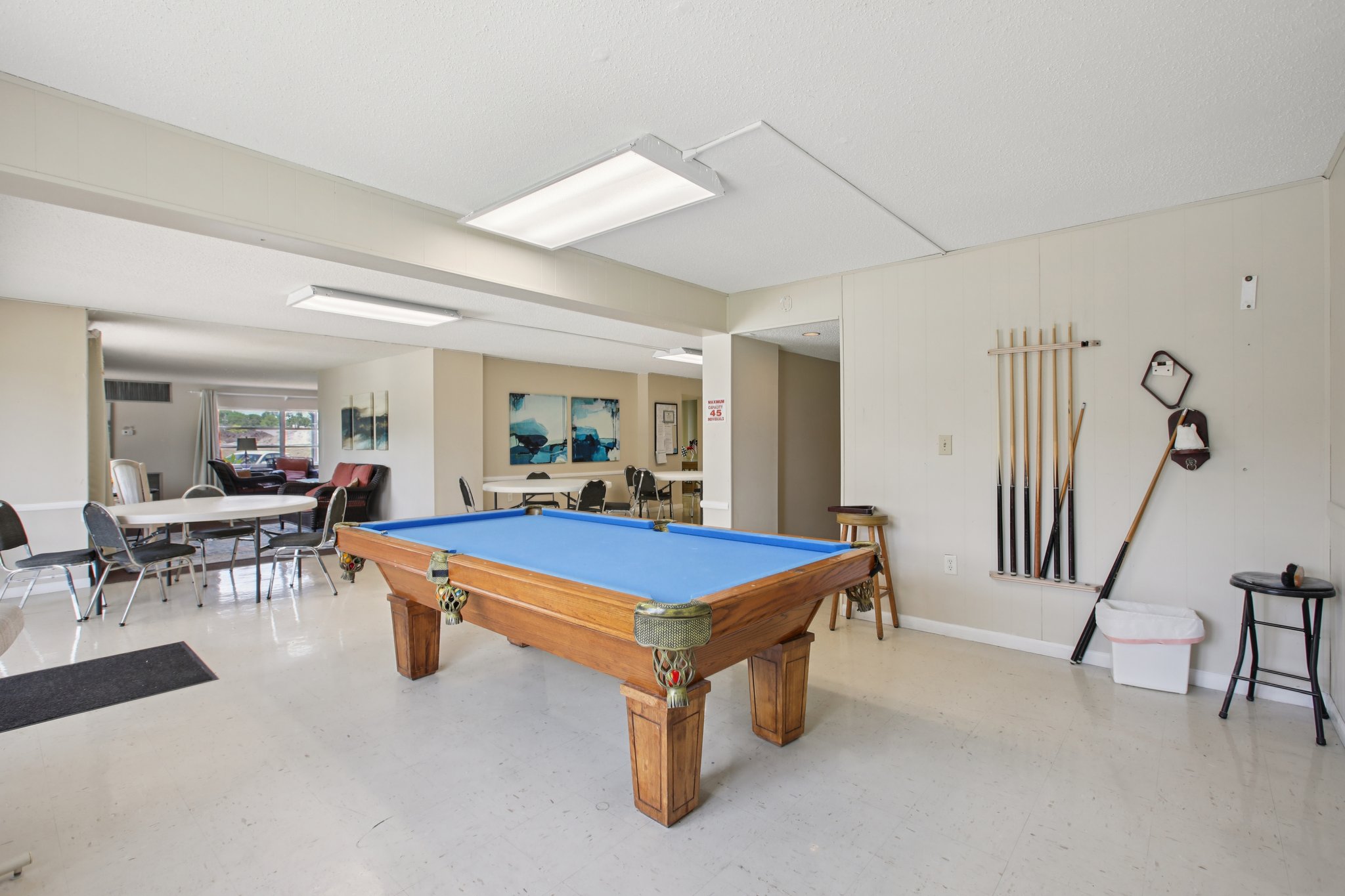 Park Blvd 405-1807-9-116.jpg