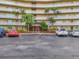 Park Blvd 405-S0807-001.jpg