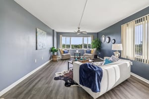 Park Blvd 405-S0807-012.jpg