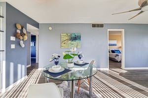 Park Blvd 405-S0807-017.jpg