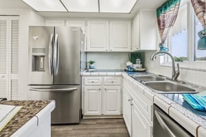 Park Blvd 405-S0807-019.jpg