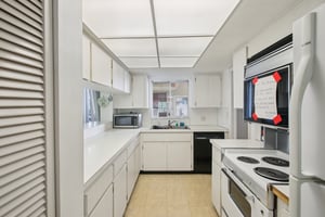 Park Blvd 405-1807-9-105.jpg