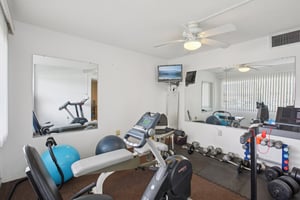 Park Blvd 405-1807-9-108.jpg
