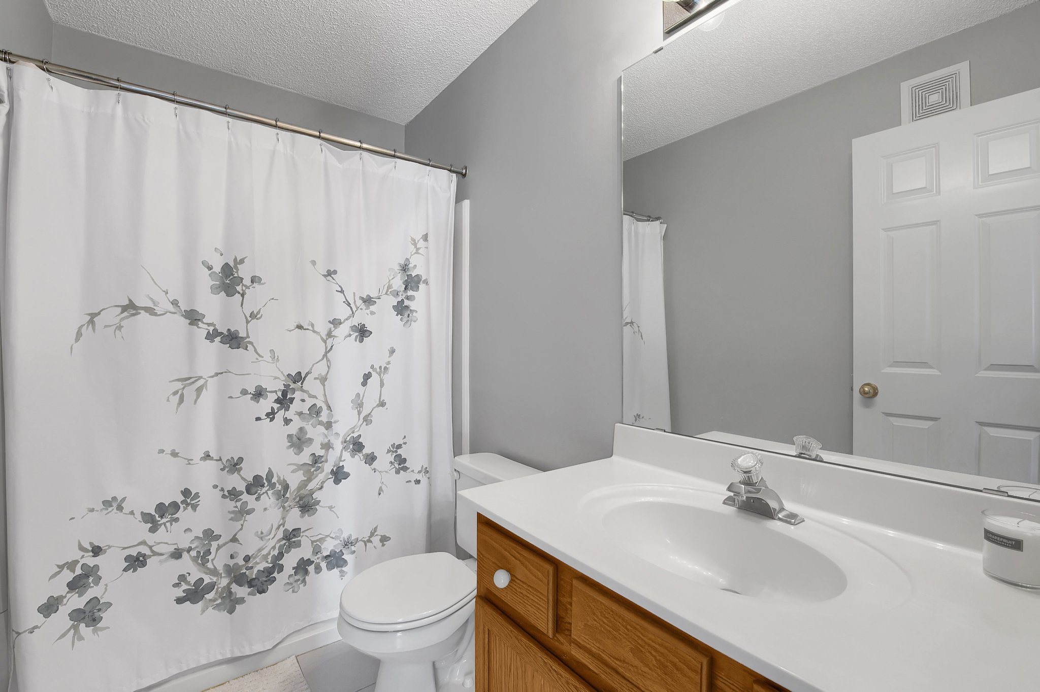 8954 Comstock Ln N, Maple Grove, MN 55311, USA Photo 12