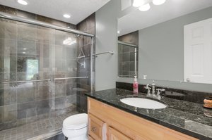 8954 Comstock Ln N, Maple Grove, MN 55311, USA Photo 18