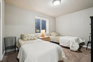 Prairie Dr-S1303-031.jpg