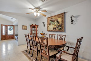 021_8960 Telfair Ave  Los 