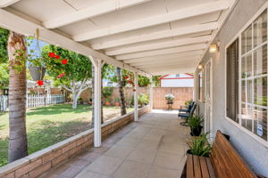 038_8960 Telfair Ave  Los 