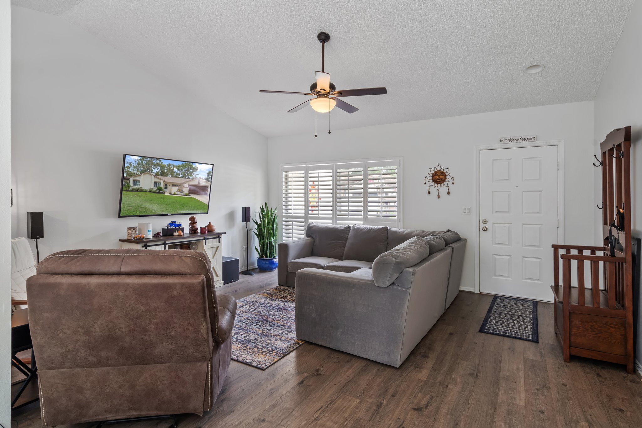 8966 Hernando Way, Spring Hill, FL 34613, USA Photo 6