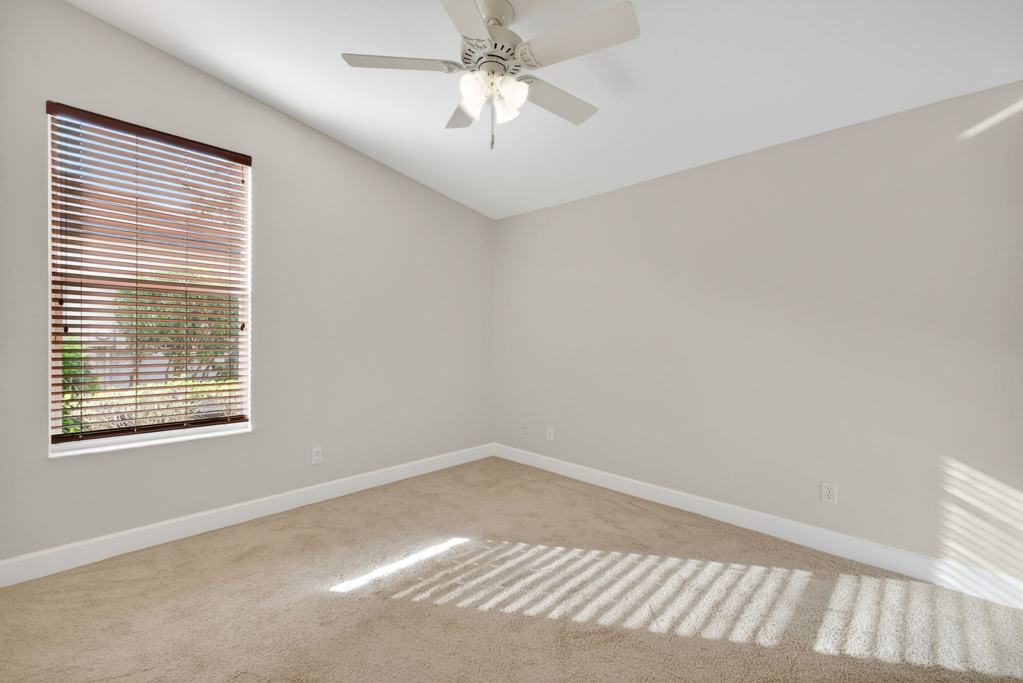 Guest Bedroom 2 - 1 of 2