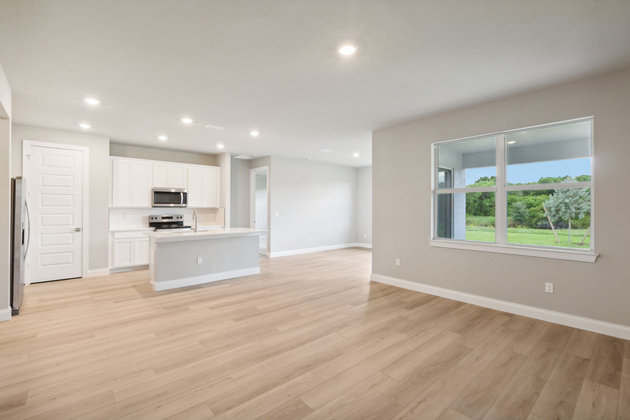 South Florida-Azalea-8969 Dahlia Cir Port St. Lucie, FL, 34986-007
