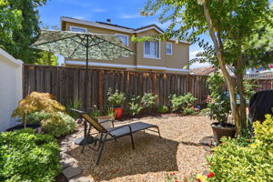 043_F8_897 Windsor Hills Cir