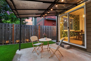  Photo 42
