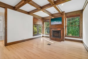 NE 10th St-S0909-012.jpg