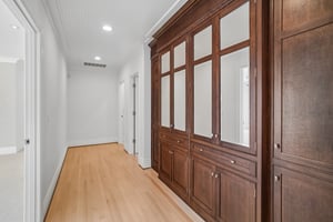 NE 10th St-S0909-035.jpg