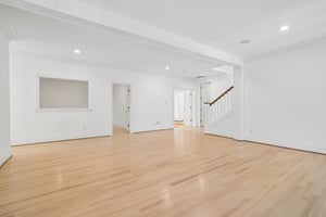NE 10th St-S0909-056.jpg