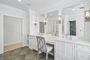 NE 10th St-S0909-080.jpg