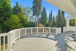 NE 10th St-S0909-092.jpg