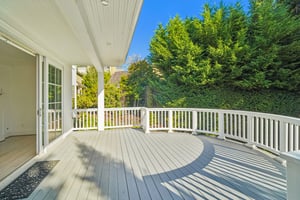 NE 10th St-S0909-095.jpg