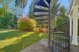 NE 10th St-S0909-097.jpg