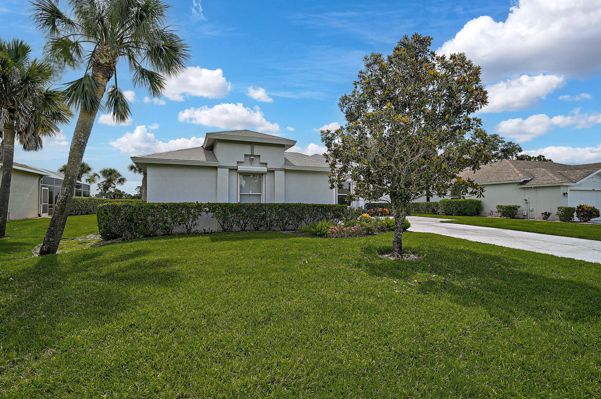8979 Grey Oaks Ave-4