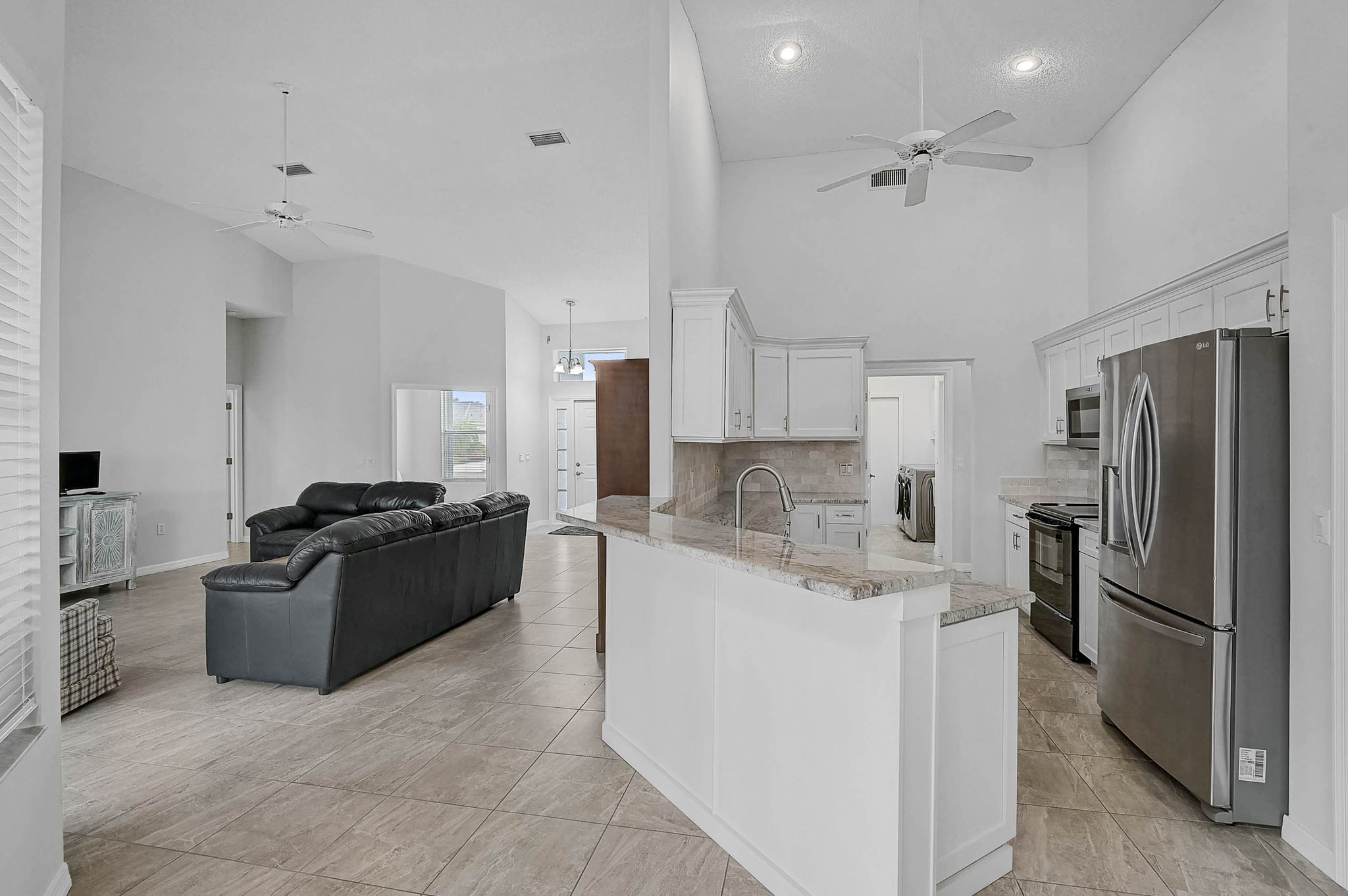 8979 Grey Oaks Ave-13