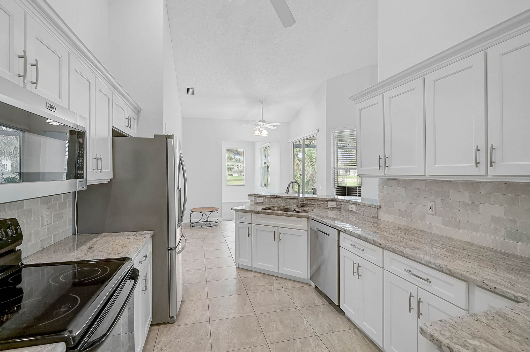 8979 Grey Oaks Ave-17