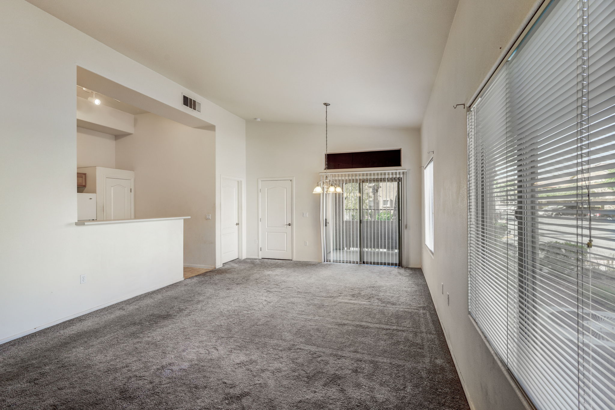 S Durango Dr 1002-006