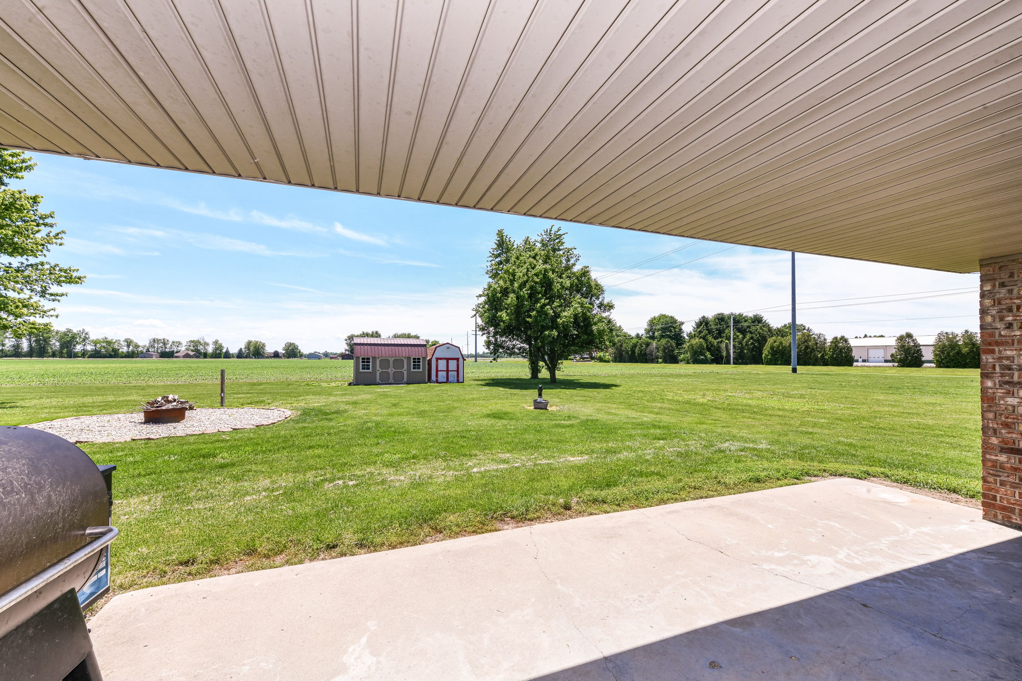  Photo 24