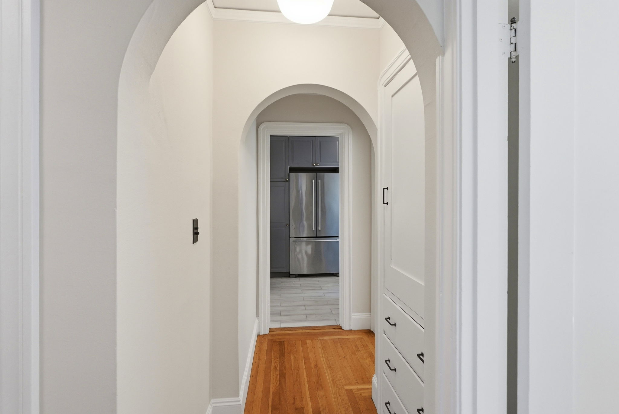 013_F8_899 Arlington Ave