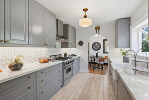 016_F8_899 Arlington Ave