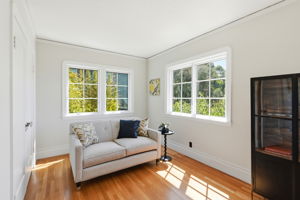 043_F8_899 Arlington Ave