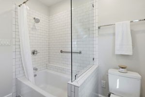 047_F8_899 Arlington Ave