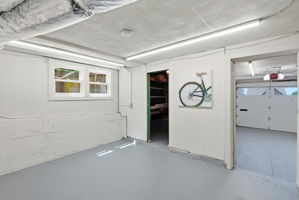 052_F8_899 Arlington Ave