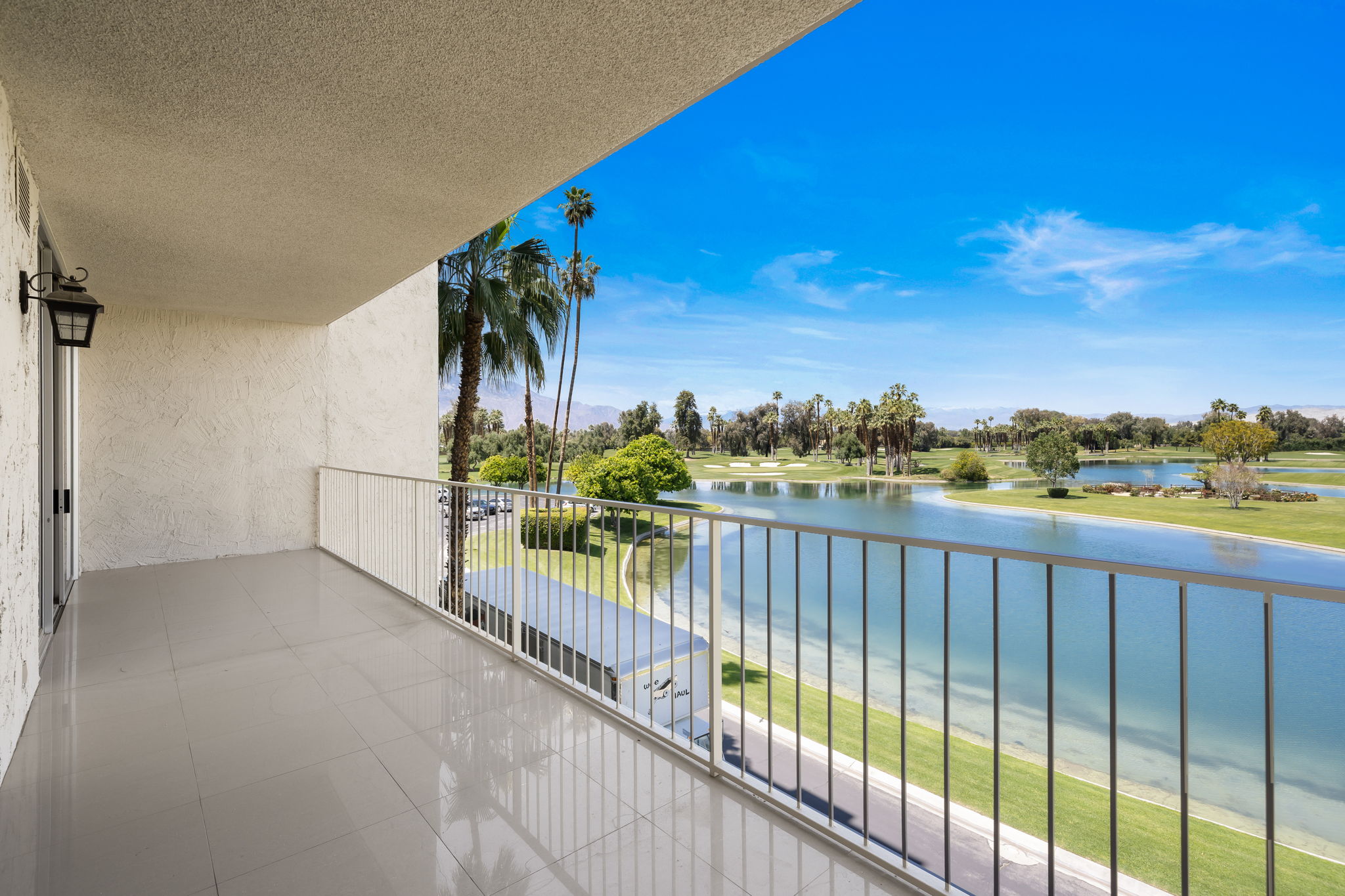  899 Island Dr, Rancho Mirage, CA 92270, US Photo 16