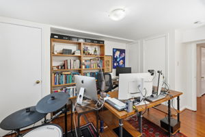  Photo 30