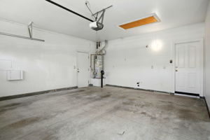  Photo 35