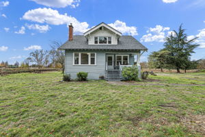  Photo 0