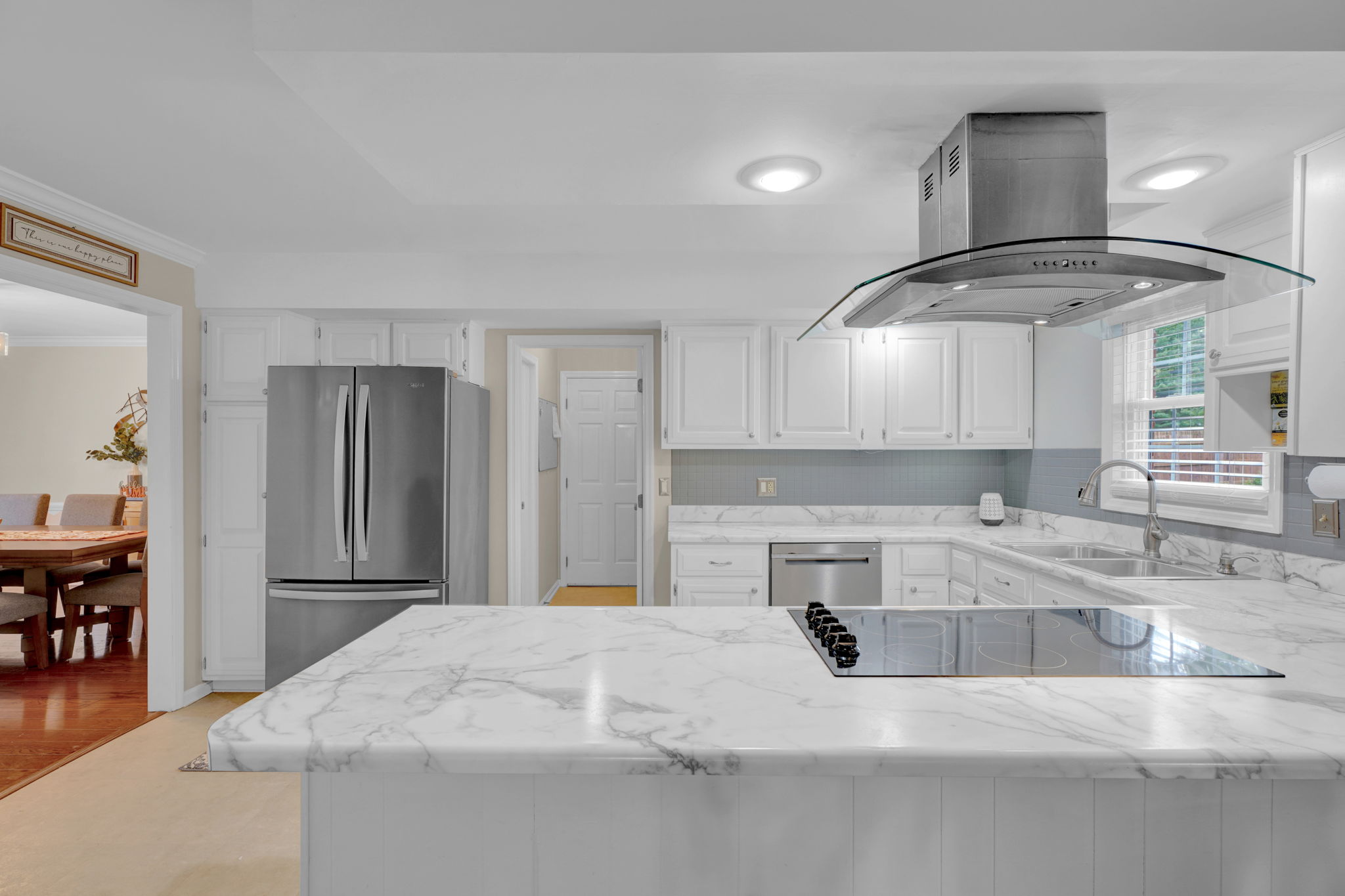Pantry not seen in Picture