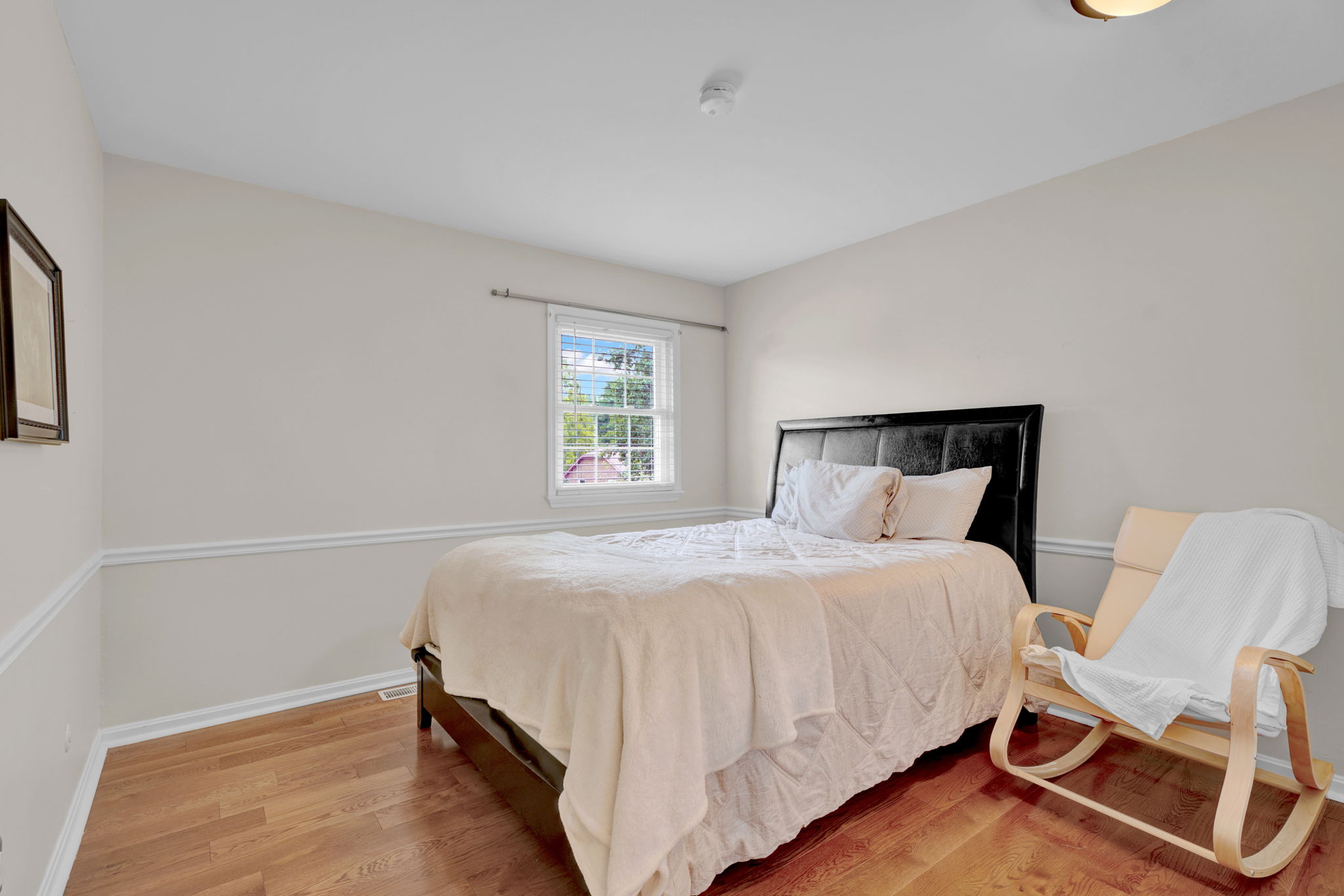 Spare bedroom 1