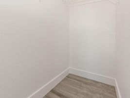  Photo 37