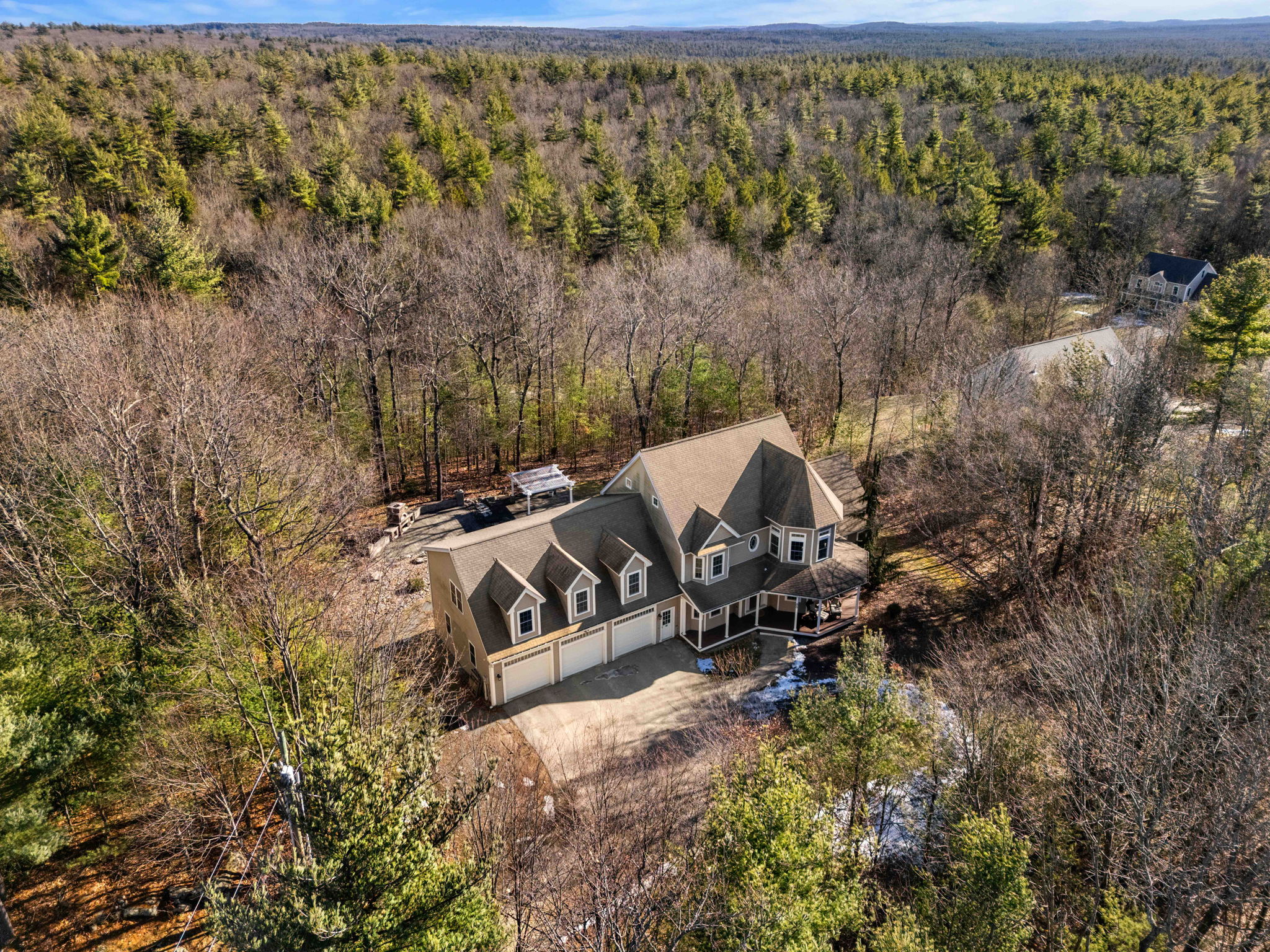 8B Louis Dr, Brookline, NH 03033, USA